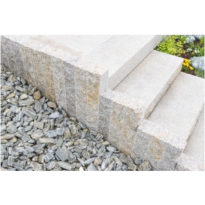 Žula Z25 kamenná palisáda